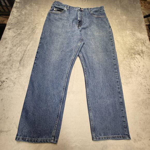 Wrangler Jeans Mens 36x30 Blue Relaxed Fit Straight Leg 5 Pocket Zip Fly 97601DR - Picture 1 of 9